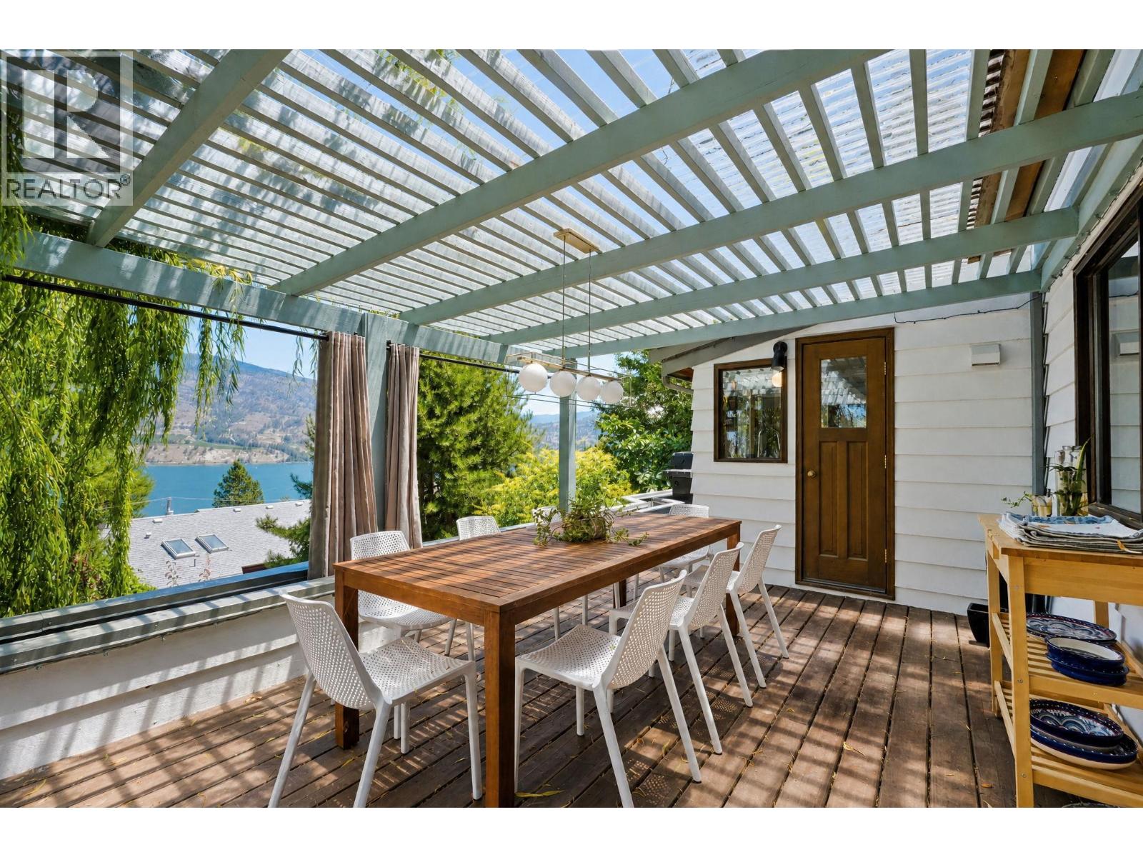 130 PINEVIEW Drive - 9