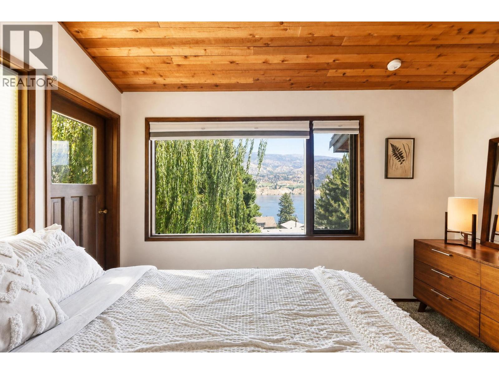 130 PINEVIEW Drive - 30