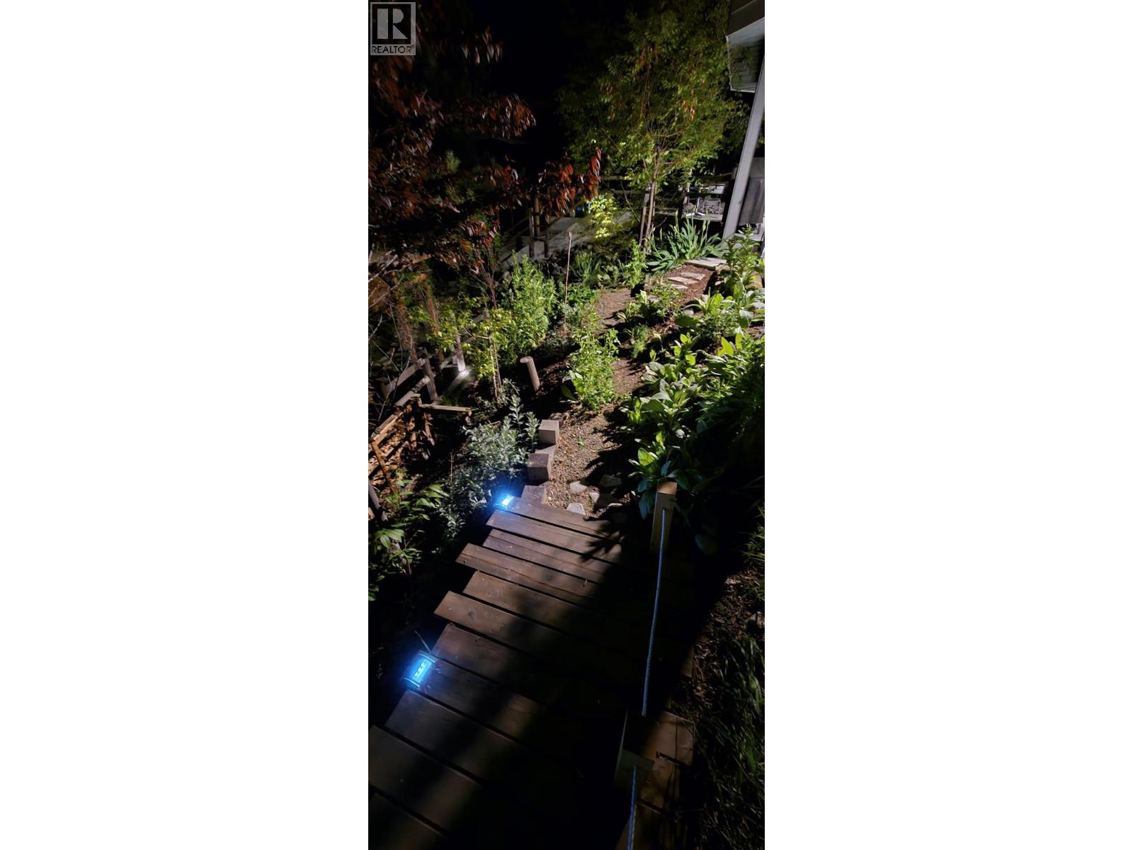 130 PINEVIEW Drive - 89