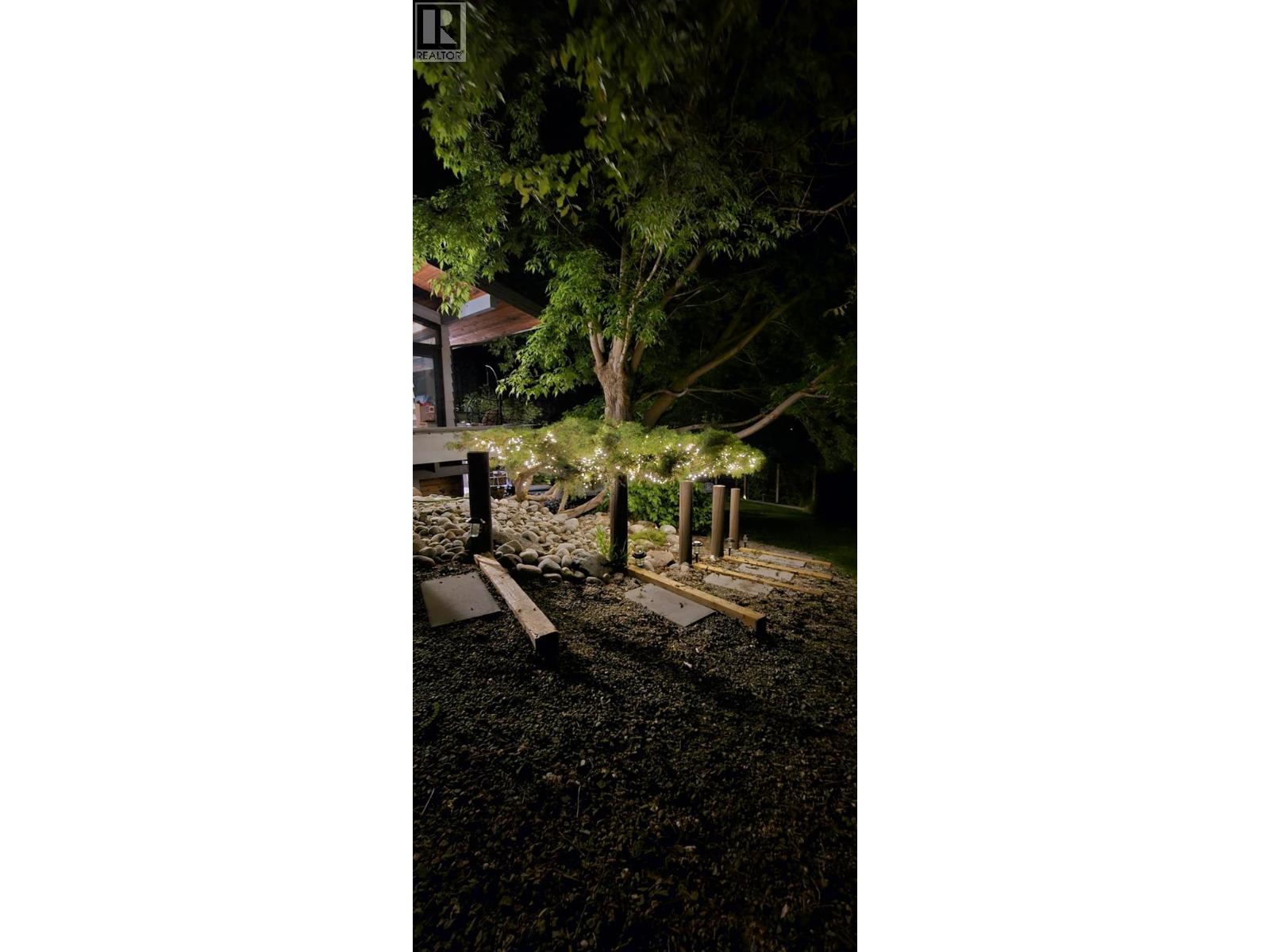130 PINEVIEW Drive - 84