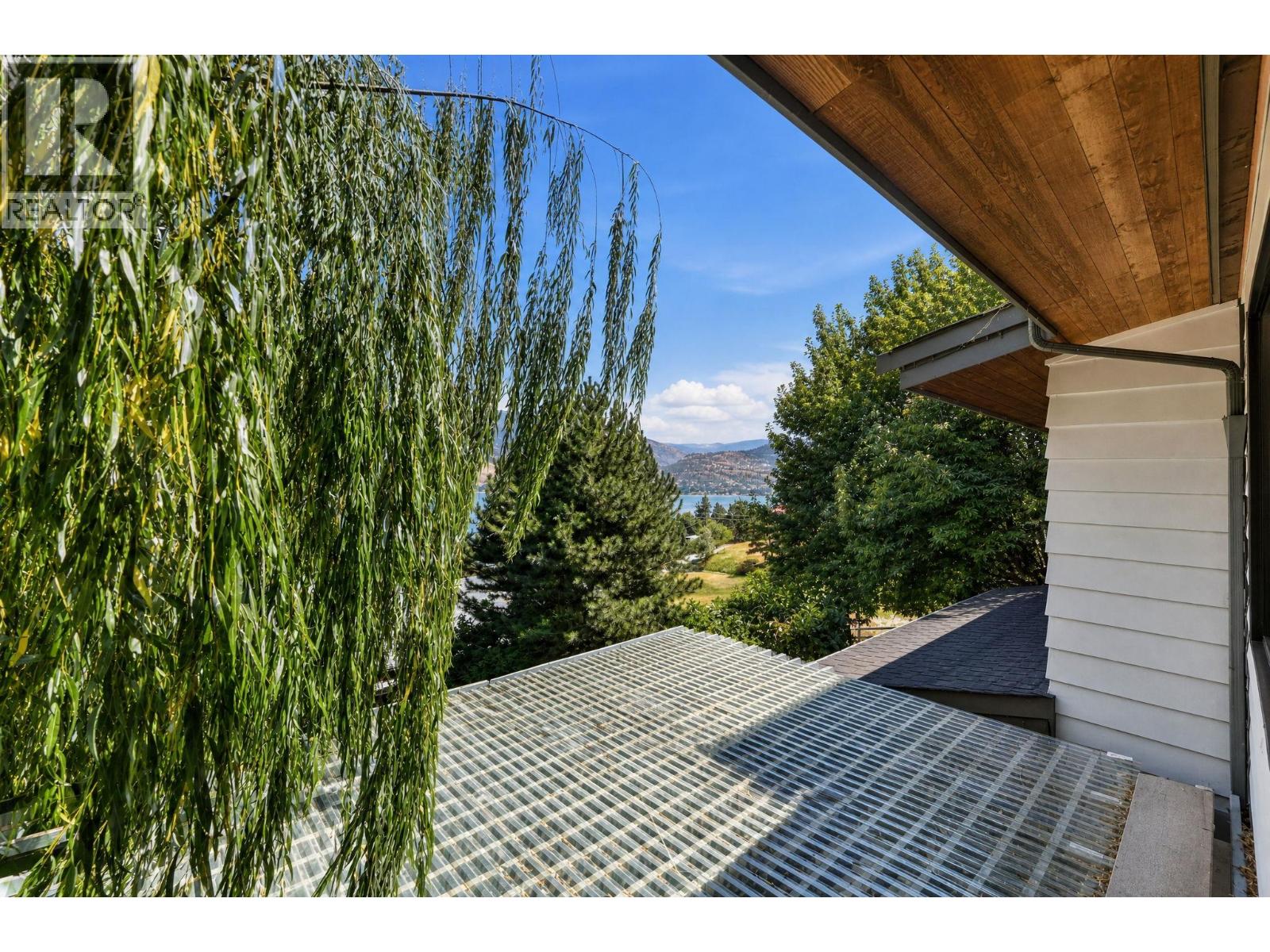 130 PINEVIEW Drive - 49