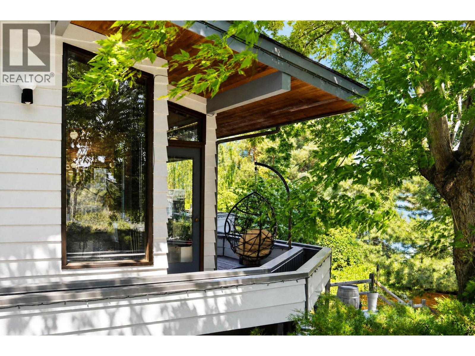 130 PINEVIEW Drive - 61