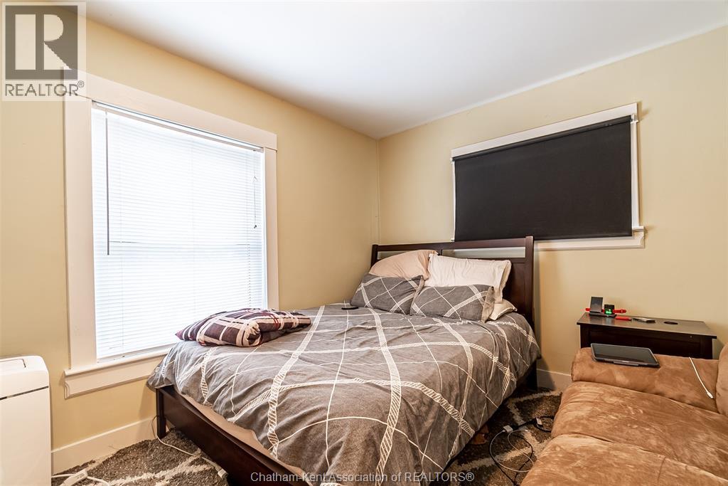 266 Grand AVENUE West - 19