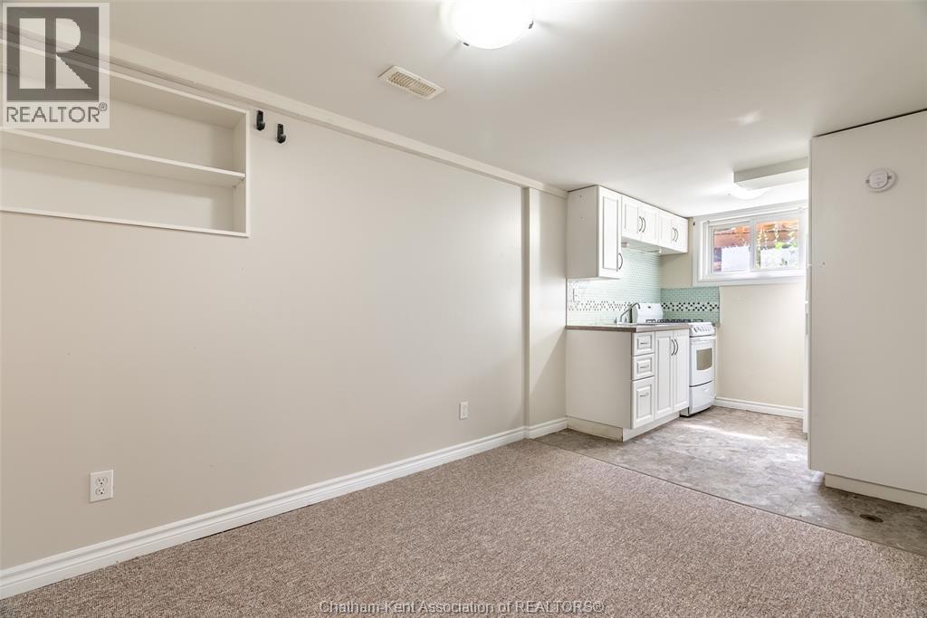 266 Grand AVENUE West - 25