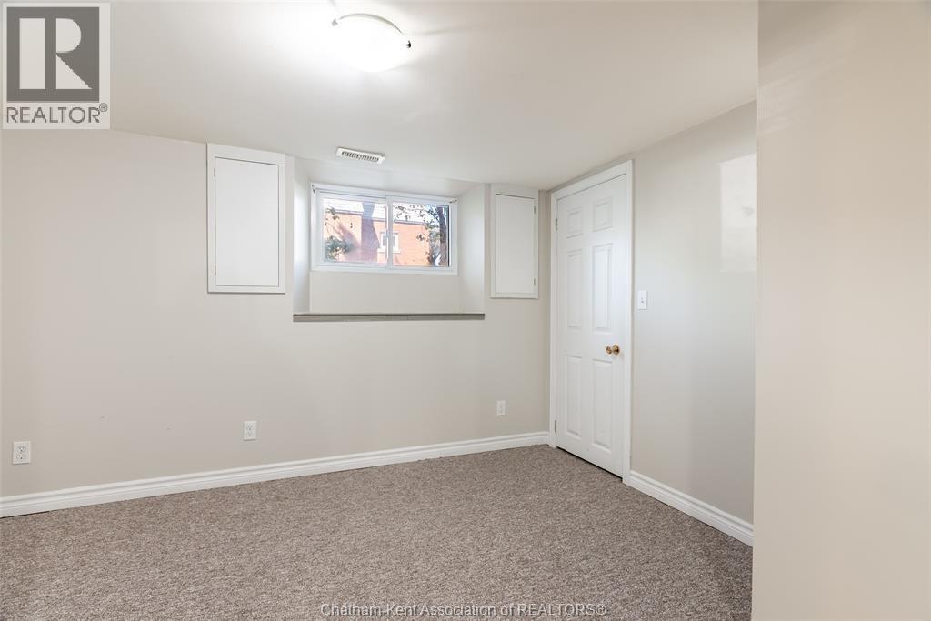 266 Grand AVENUE West - 30