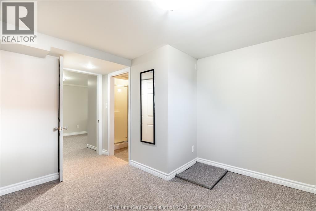 266 Grand AVENUE West - 31