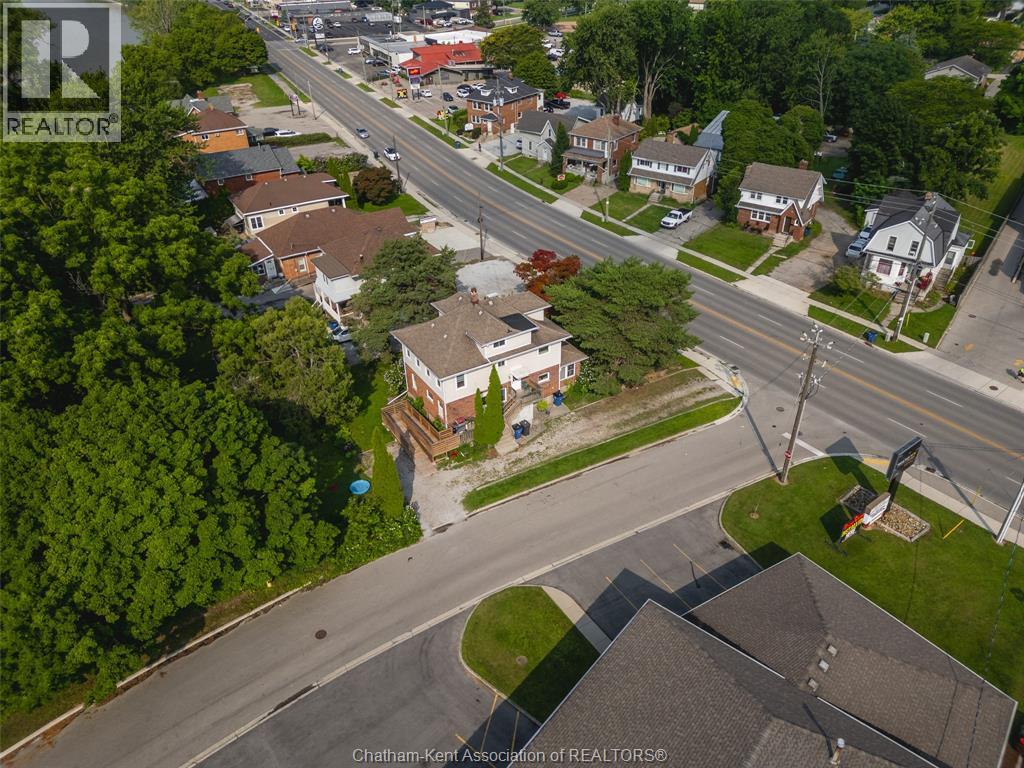 266 Grand AVENUE West - 34