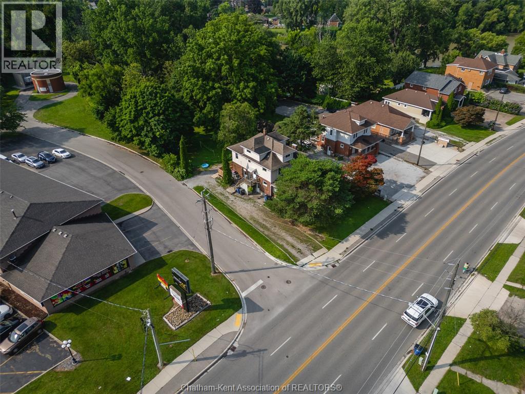266 Grand AVENUE West - 35