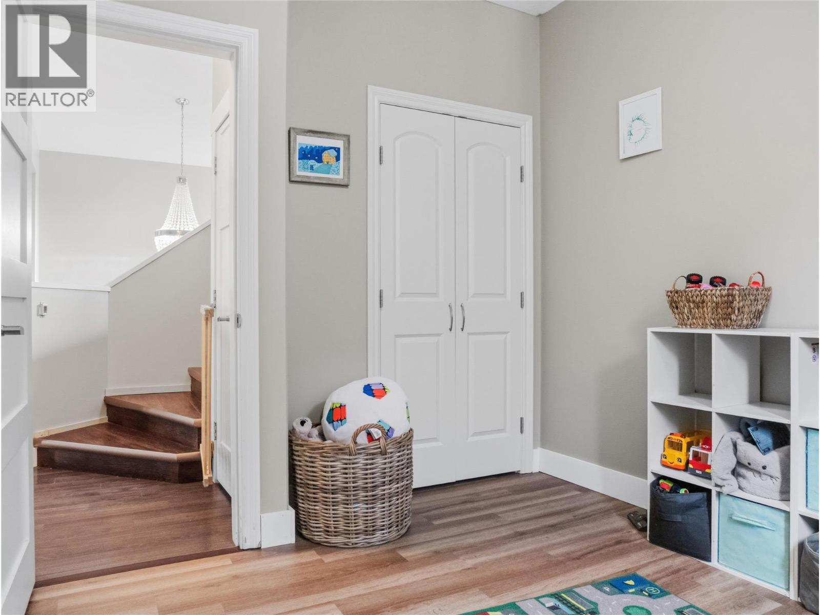 8412 18A Street - Image 42