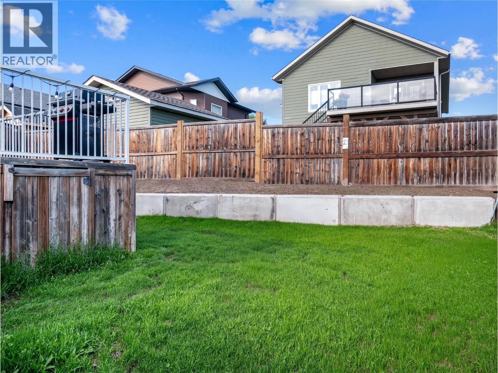 8412 18A Street - 59
