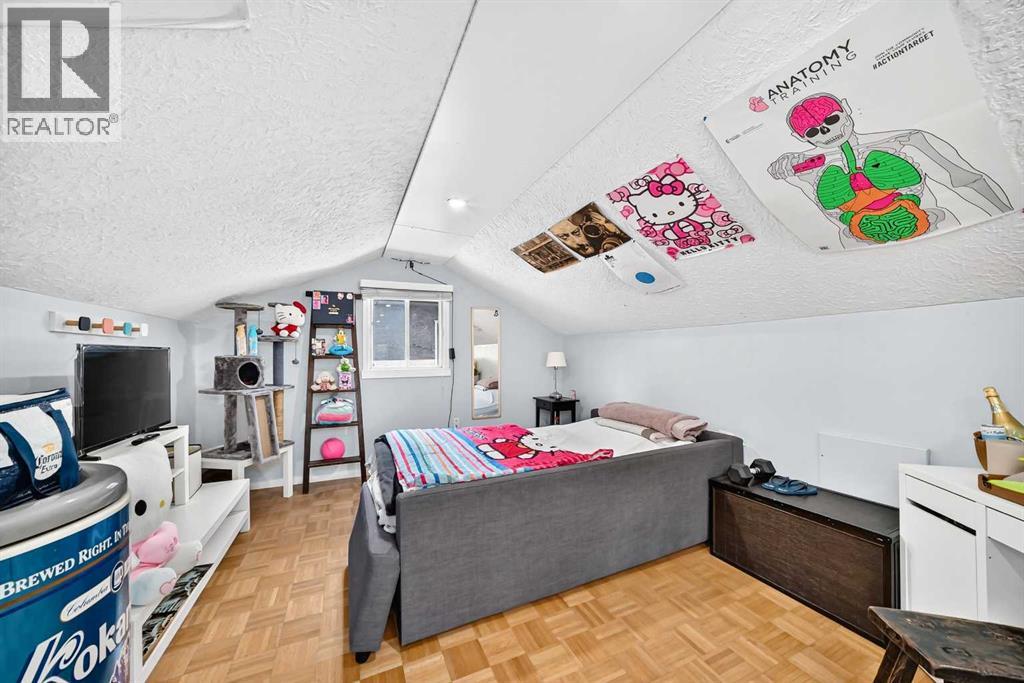 2405 30 Street SW - Image 25