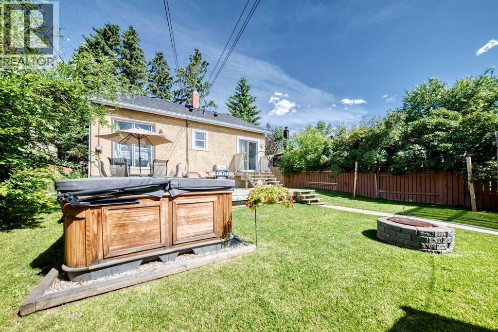 2405 30 Street SW - 49