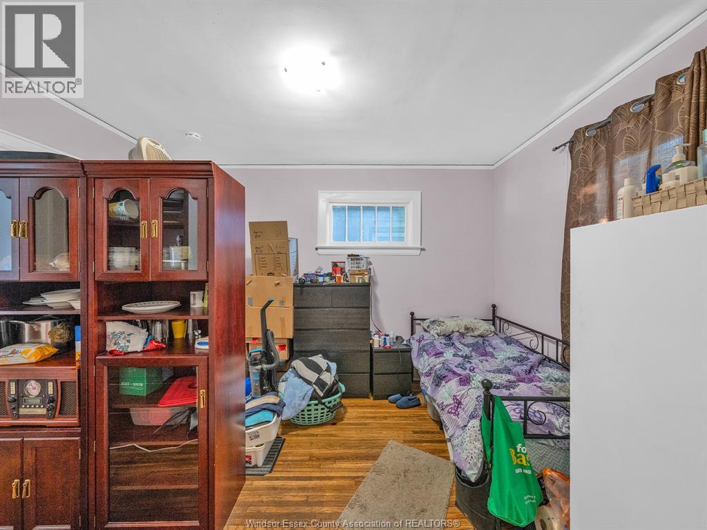 527-531 MCEWAN AVENUE - 11