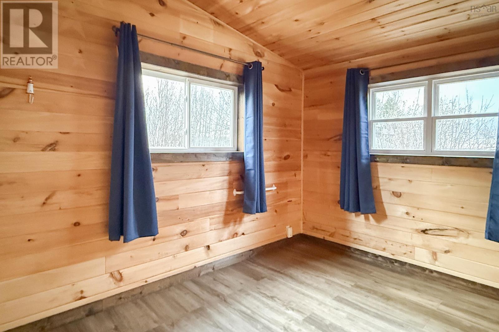 208 Jackson Point Road - 17