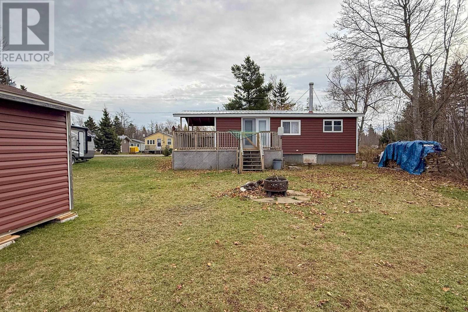 208 Jackson Point Road - 28