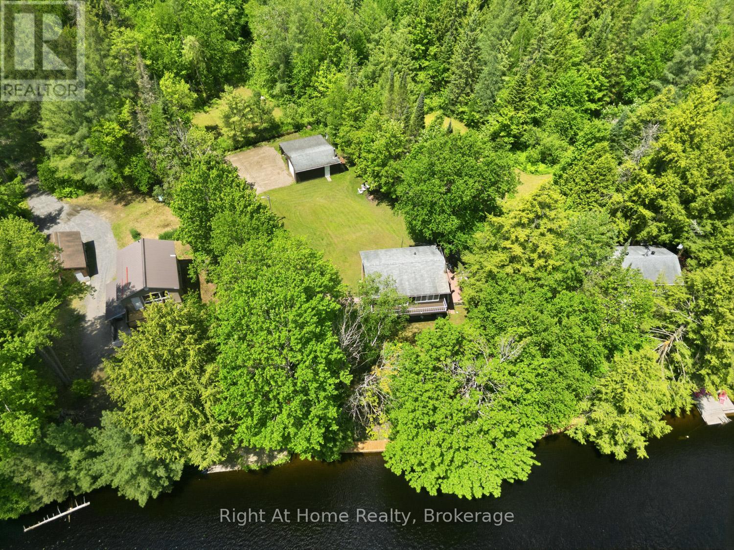 1074 HOLIDAY PARK DRIVE - 10