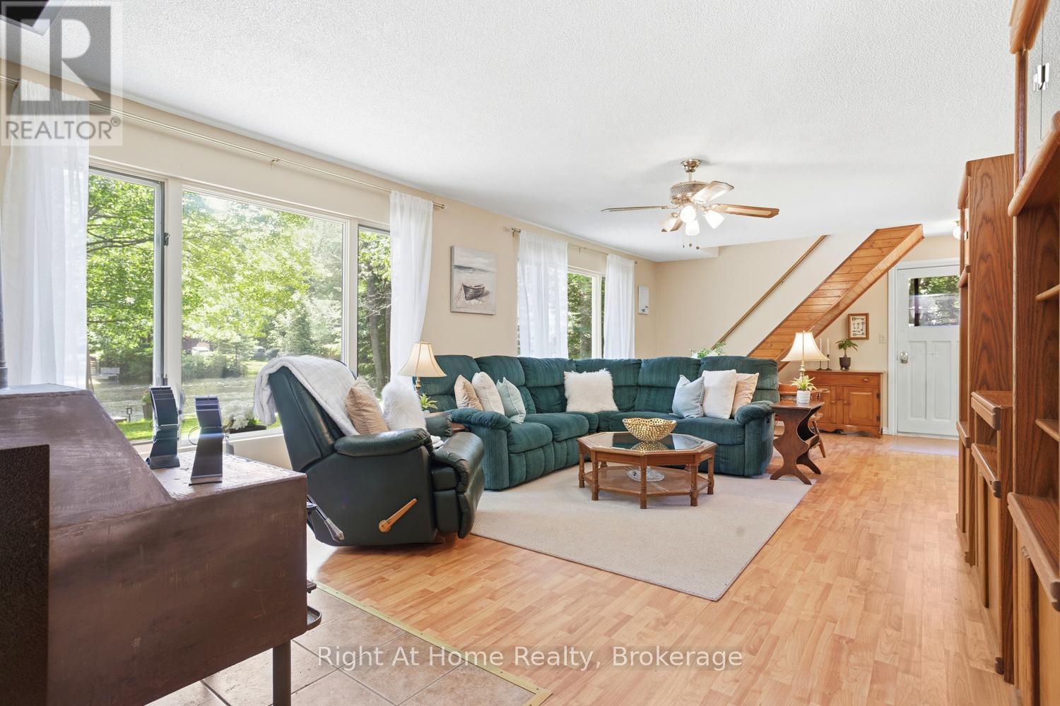 1074 HOLIDAY PARK DRIVE - 22