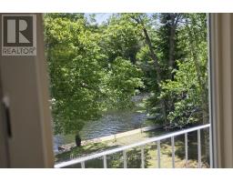 1074 Holiday Park Drive, Bracebridge, ON P1L1W9 Photo 38