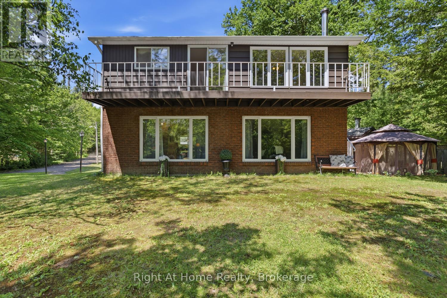 1074 HOLIDAY PARK DRIVE - 9
