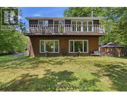 Primary Bedroom - 1074 Holiday Park Drive, Bracebridge, ON P1L1W9 Photo 9