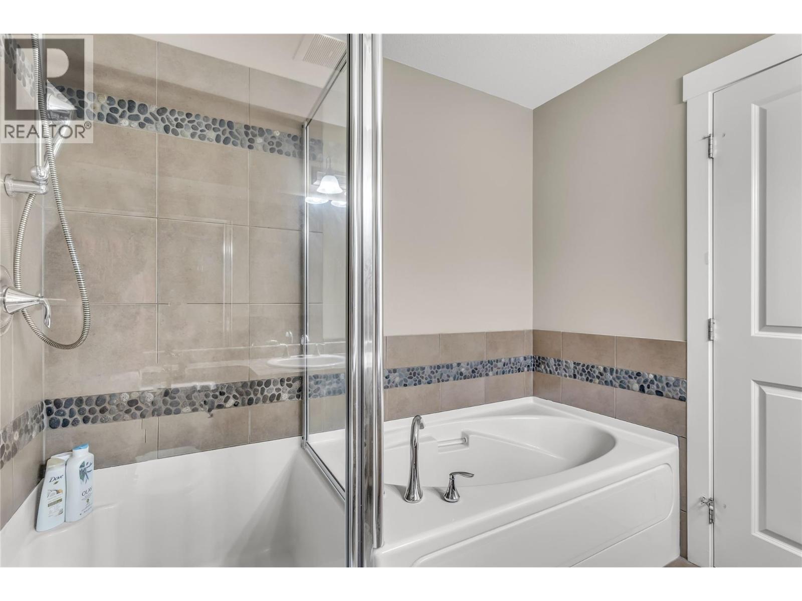 #306 3545 Carrington Road - 27