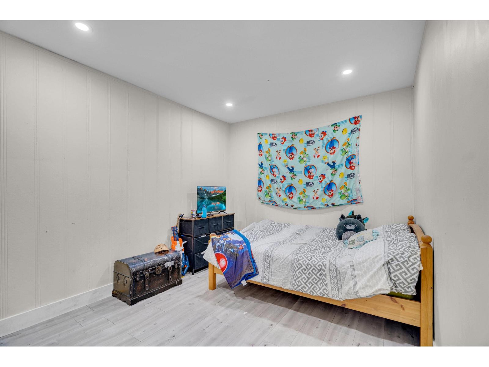 3 Bed, 2 Bath House for Sale in Surrey – 17834 60 AVENUE, Surrey – MLS# R3147870 - Image 14