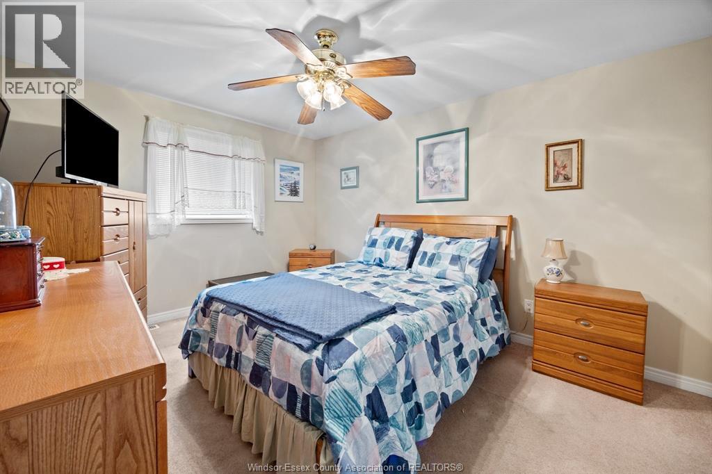 11840 BOULDER CRESCENT - 14