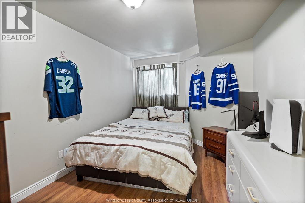 11840 BOULDER CRESCENT - 17