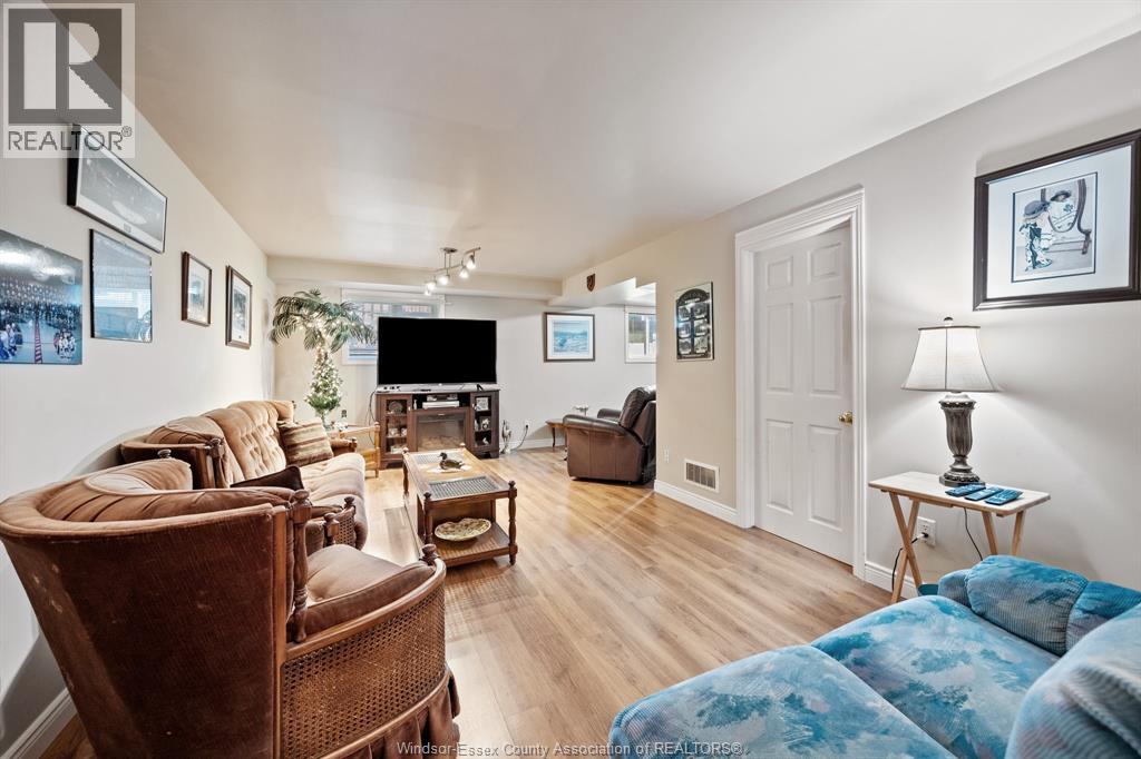 11840 BOULDER CRESCENT - 19