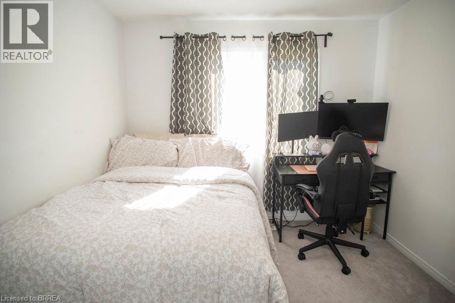 153 ENGLISH Lane - 15