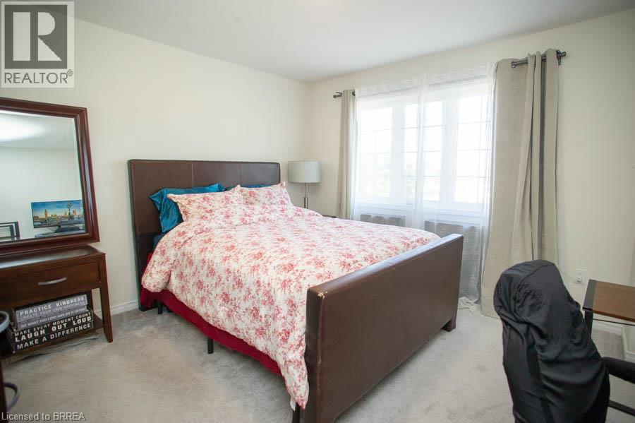 153 ENGLISH Lane - 18