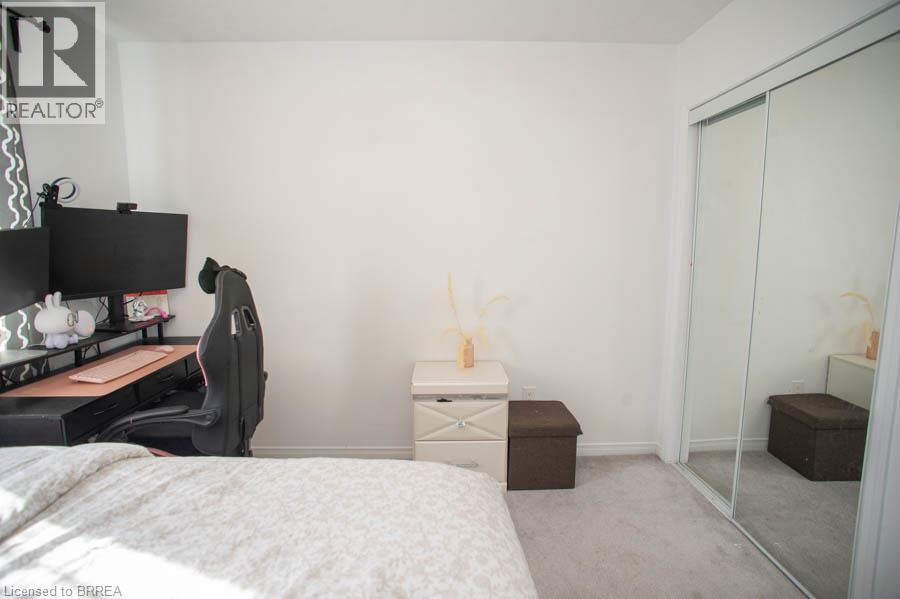 153 ENGLISH Lane - 16