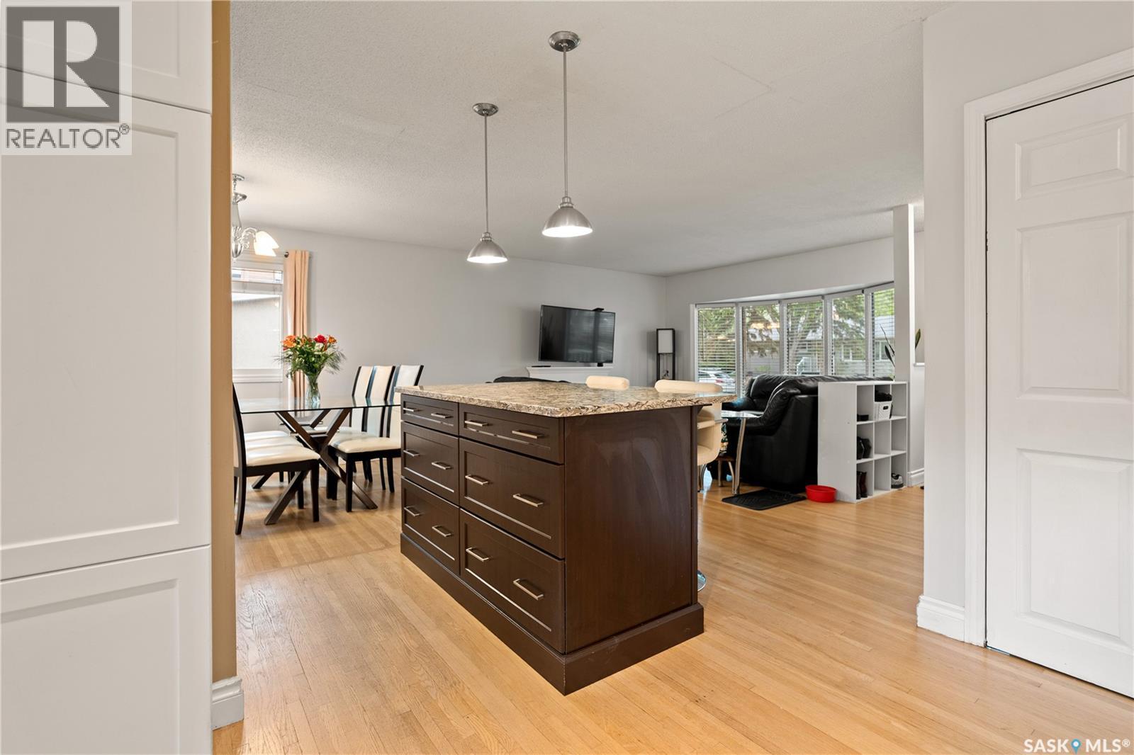 17 Anderson AVENUE - 7