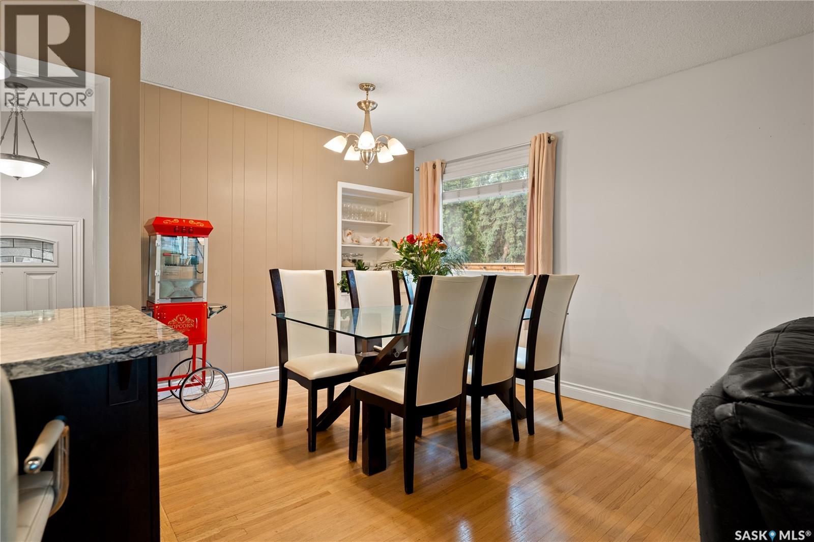 17 Anderson AVENUE - 5