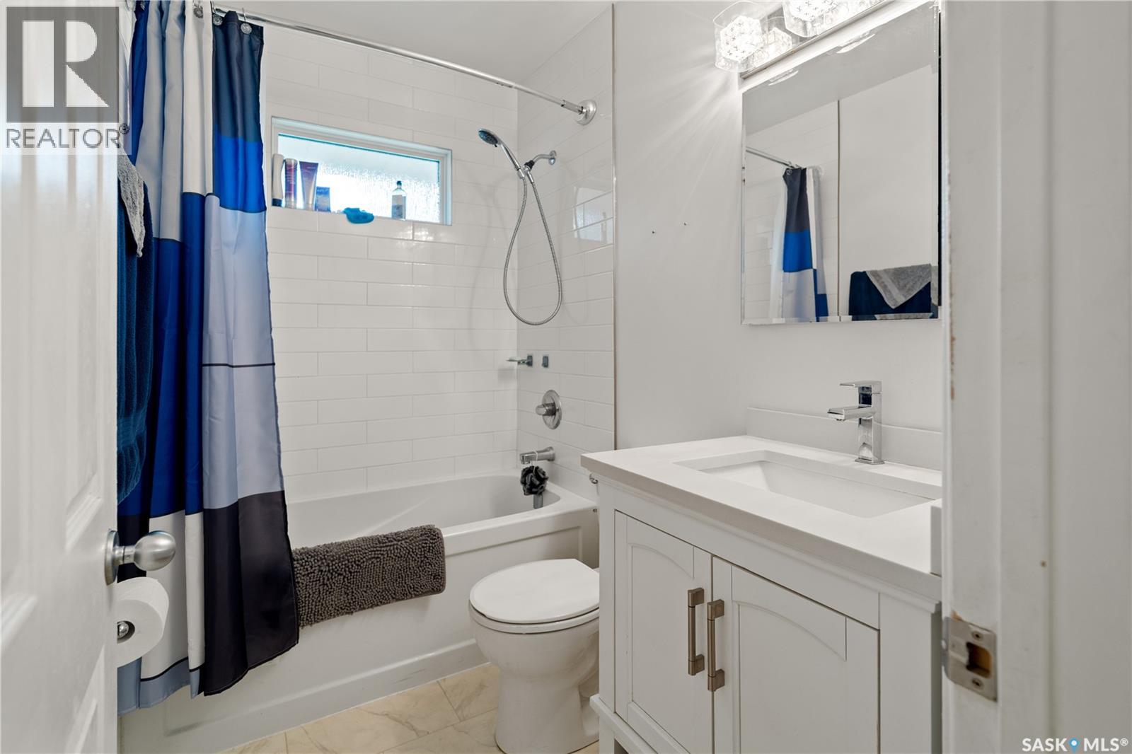 17 Anderson AVENUE - 15