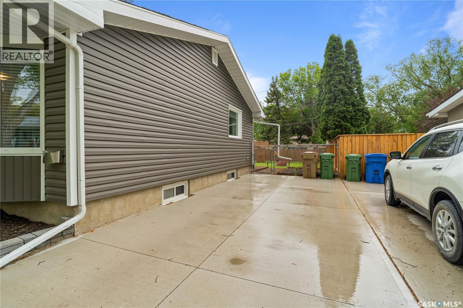 17 Anderson AVENUE - 24