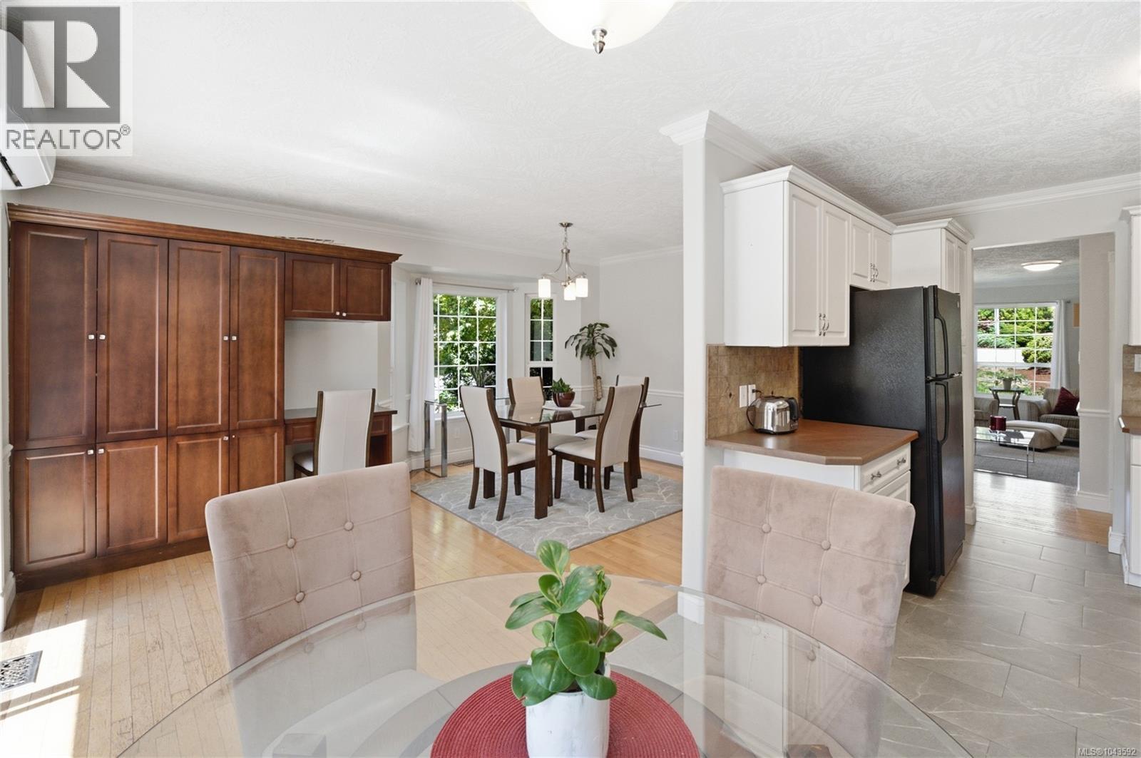 4796 Vista View Cres - 11