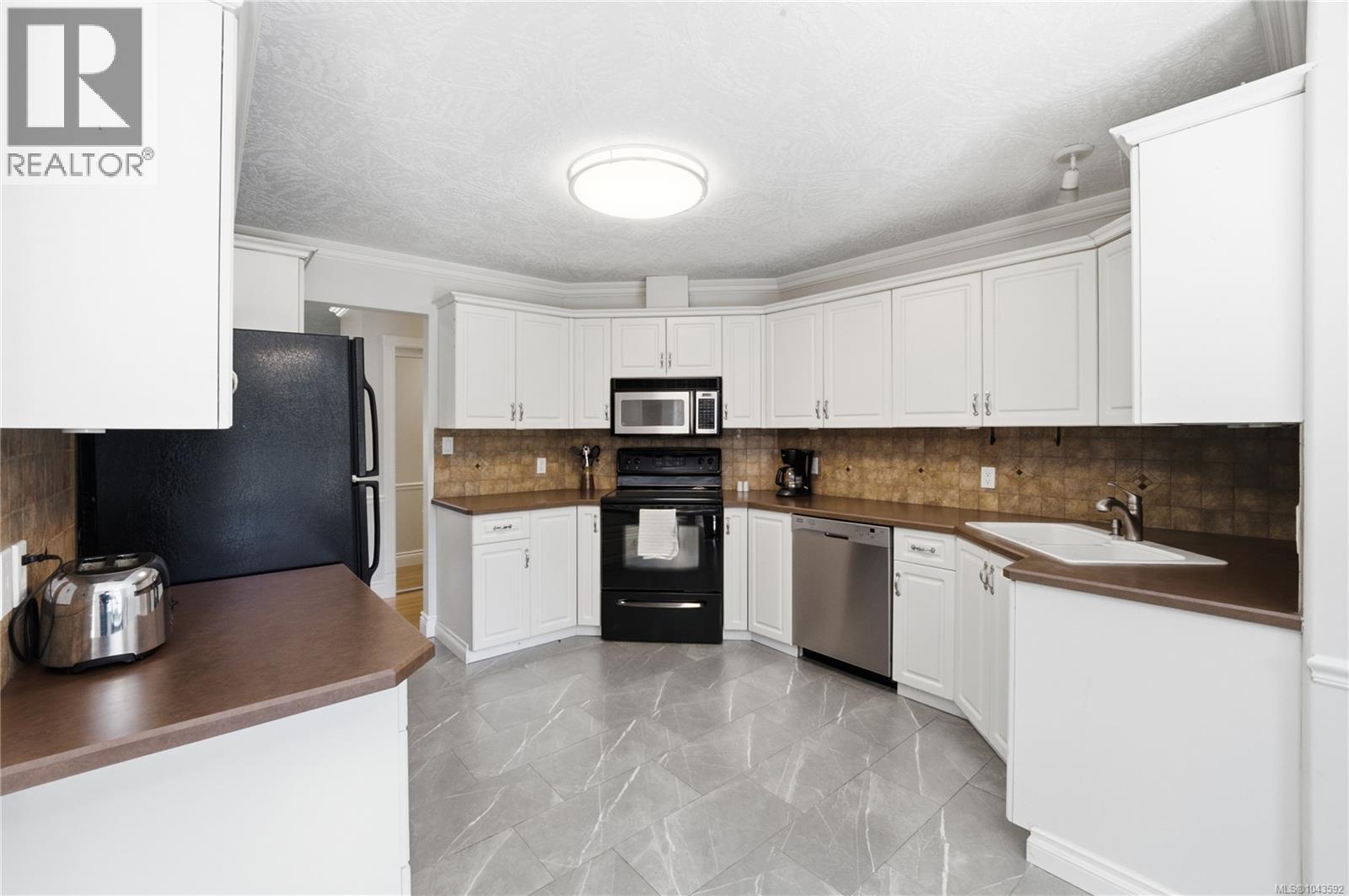 4796 Vista View Cres - 8