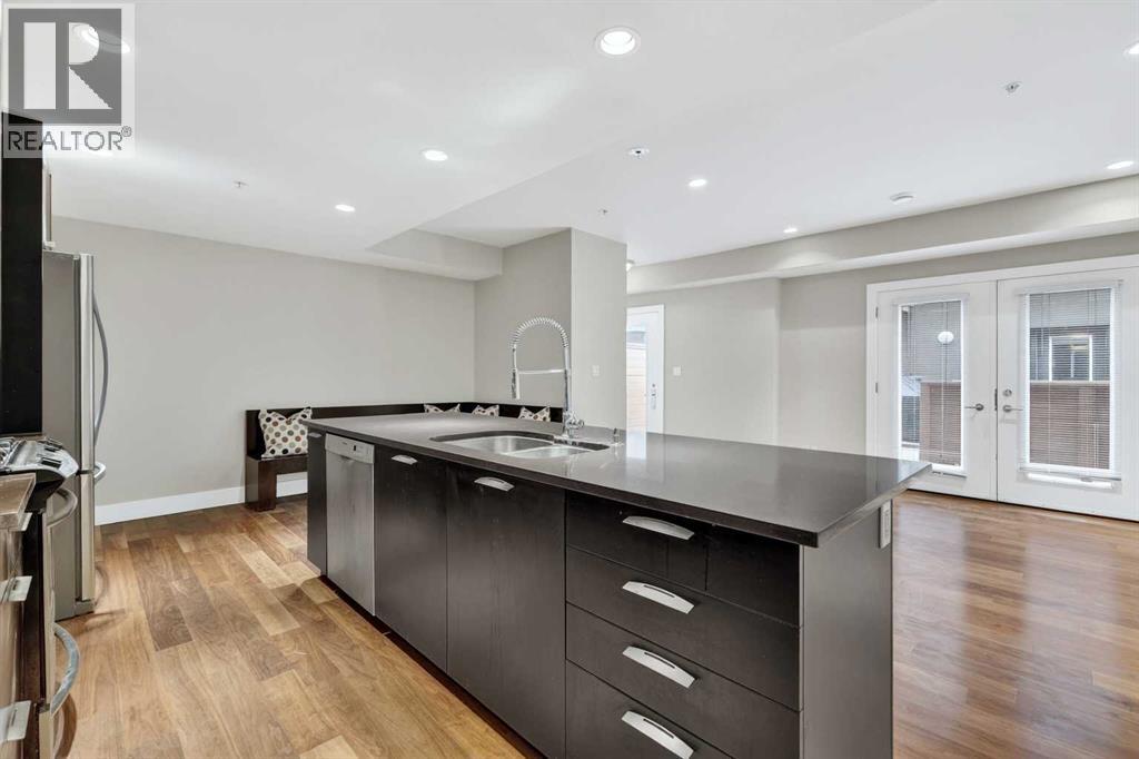 #10 1717 27 Avenue SW - 14