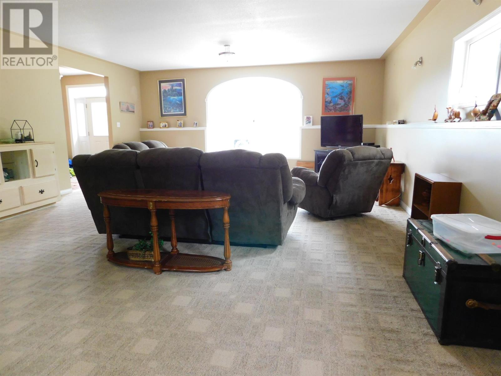 722 Sandy Beach RD - 16