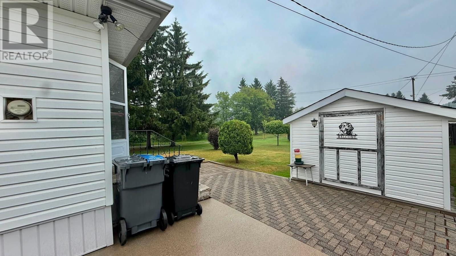 906 HOME AVE - Image 19