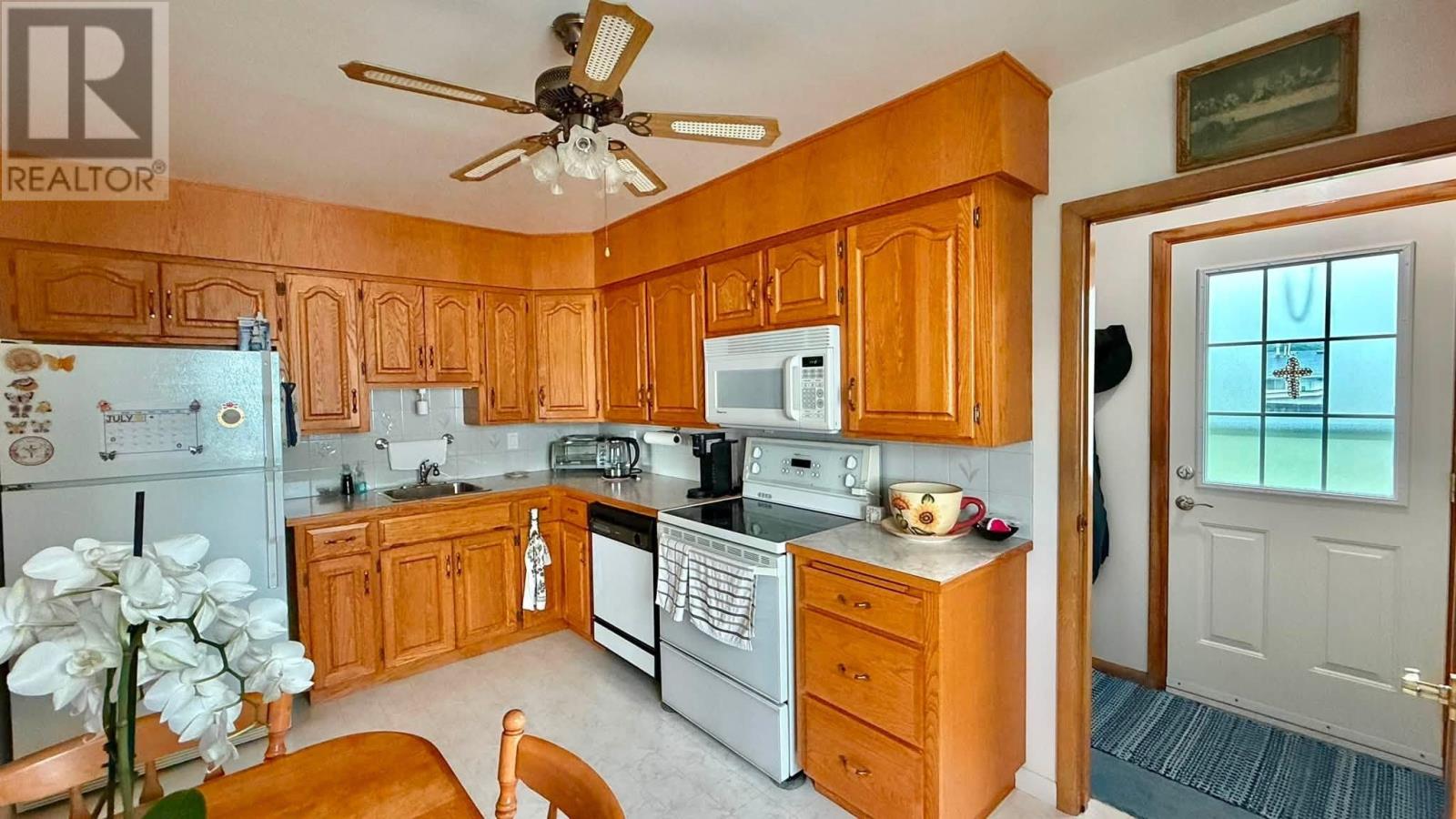 906 HOME AVE - Image 4