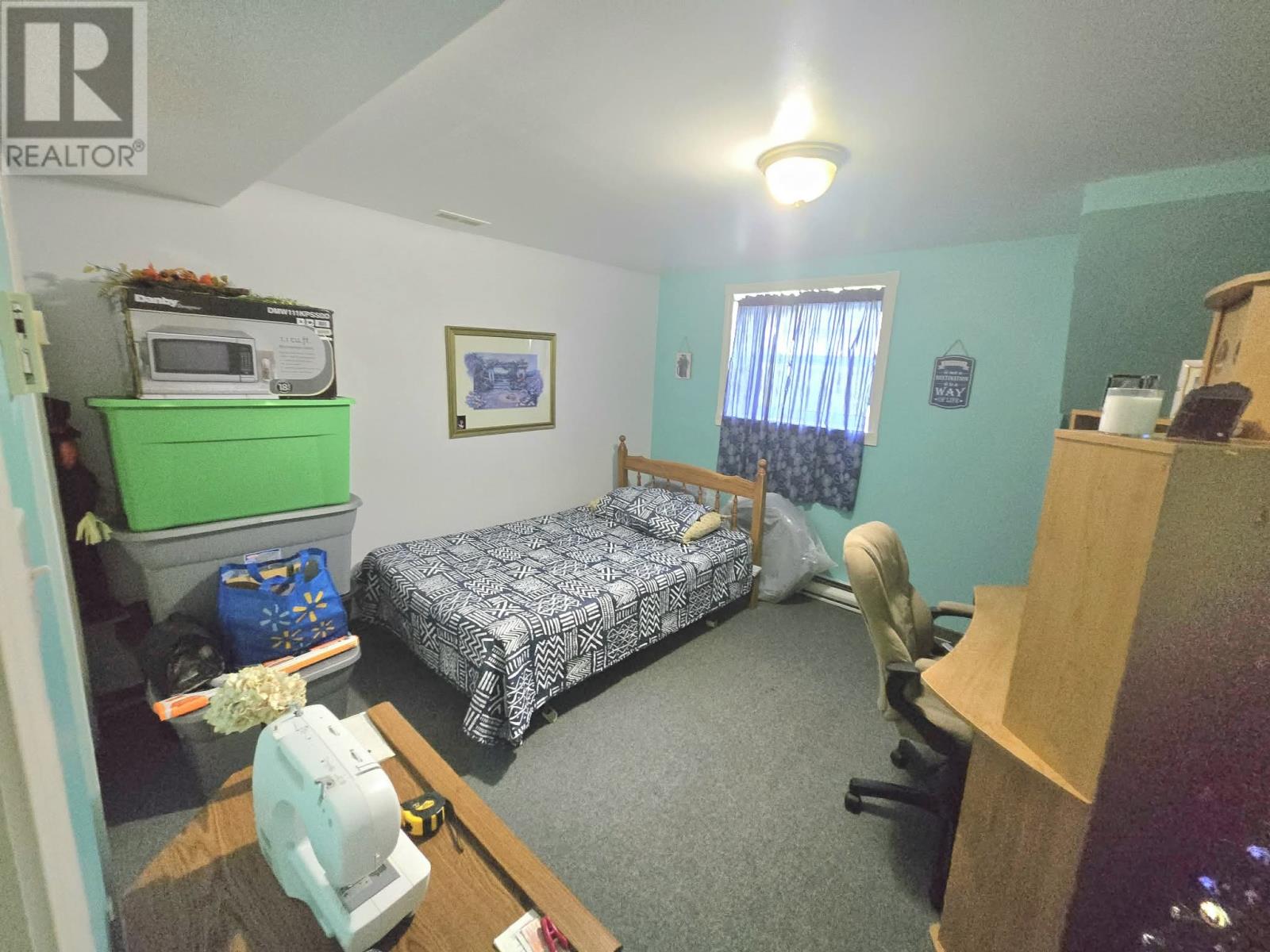 1 Stanley Avenue - 13