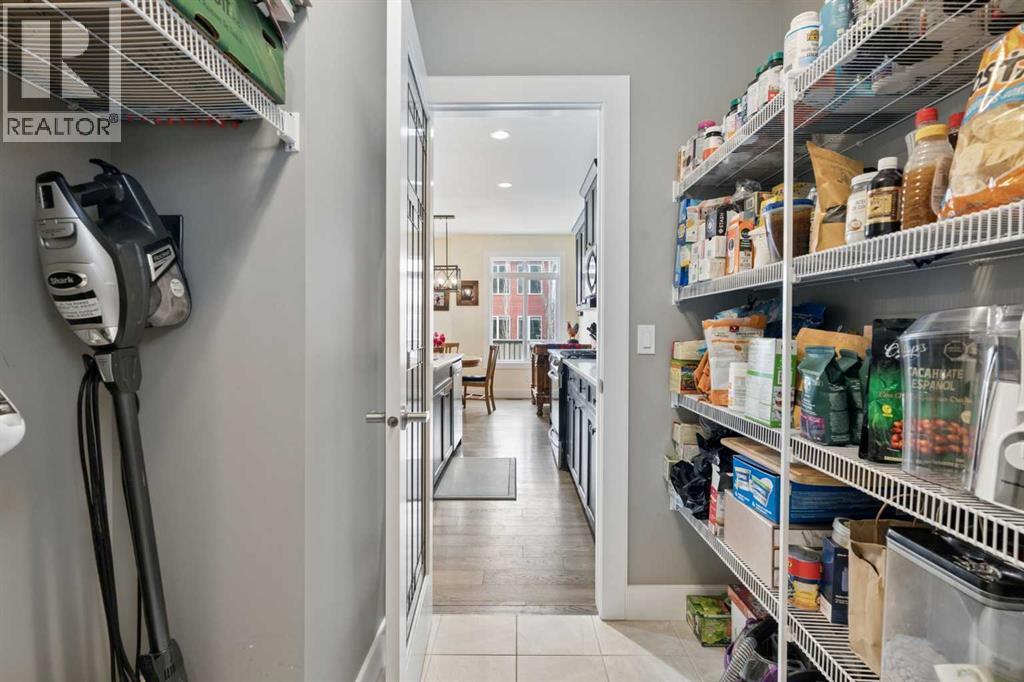 187 Coopersfield Way SW - 15