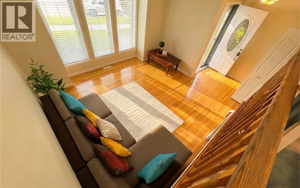 228 ERIN WOODS Drive SE - Image 3
