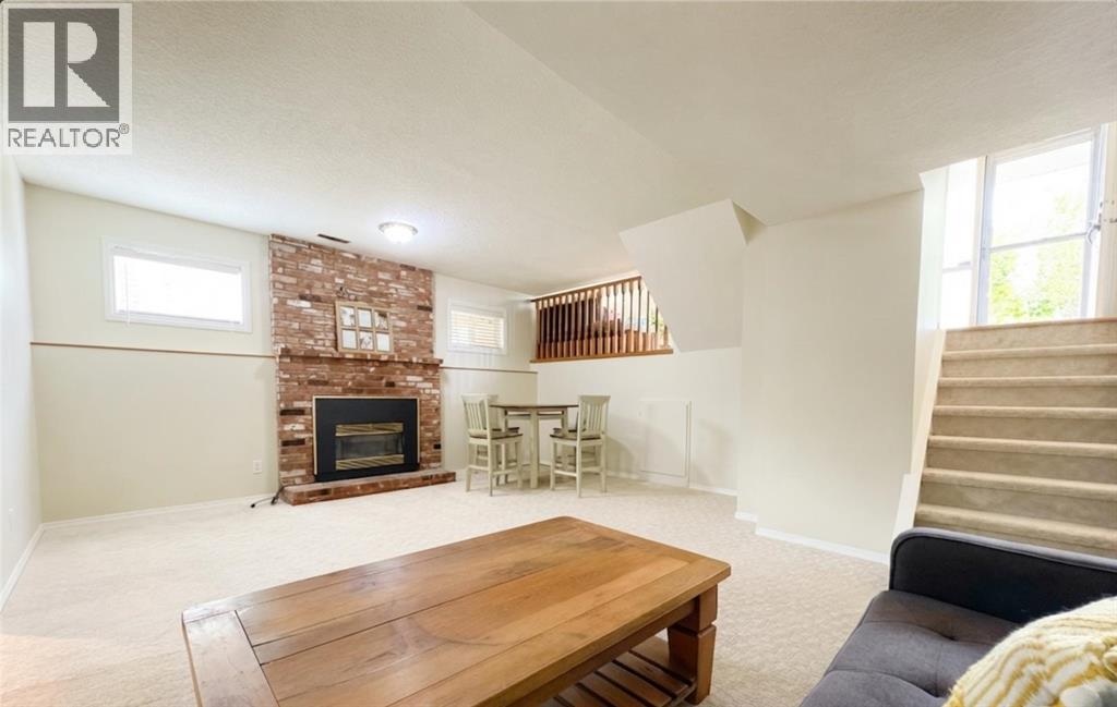 228 ERIN WOODS Drive SE - Image 19