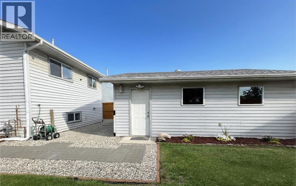 228 ERIN WOODS Drive SE - Image 28