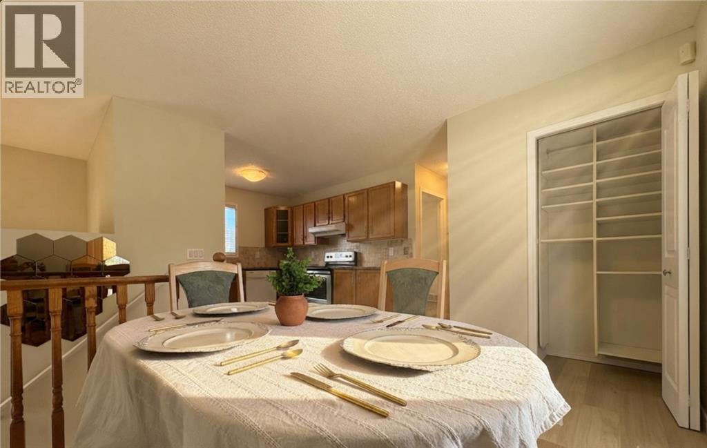 228 ERIN WOODS Drive SE - Image 9