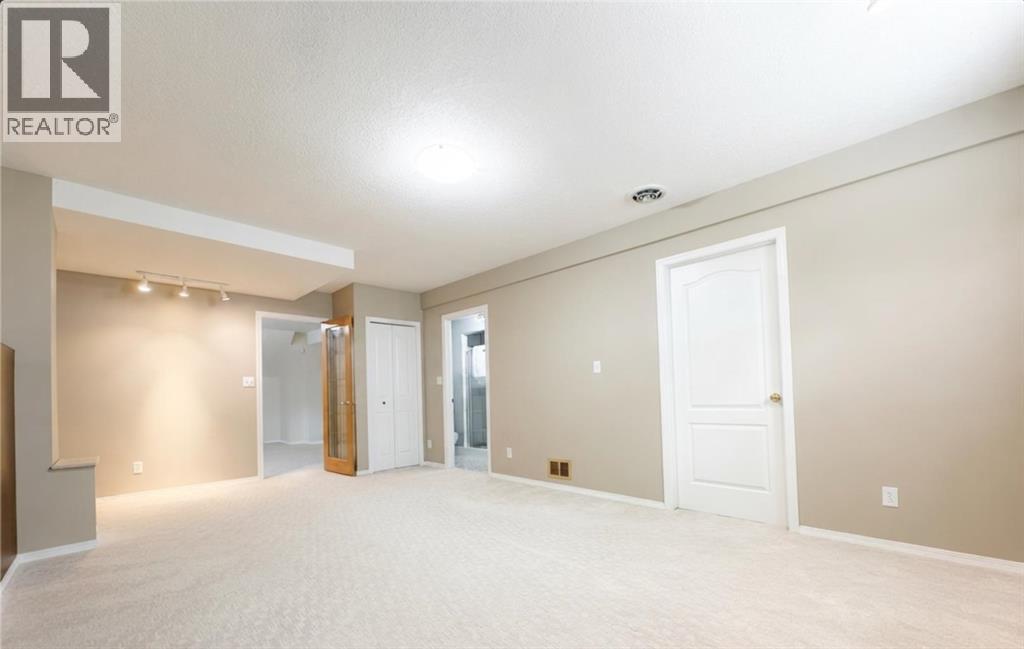 228 ERIN WOODS Drive SE - Image 21