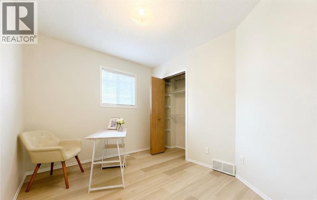 228 ERIN WOODS Drive SE - Image 14